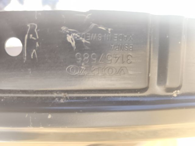 bontott VOLVO XC40 Bal első Sárvédő