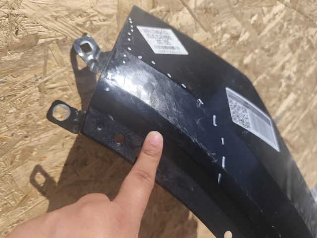 bontott VOLVO XC40 Bal első Sárvédő