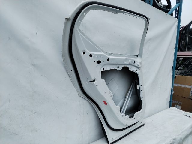 bontott VOLVO XC40 Bal hátsó Ajtó (Üres lemez)