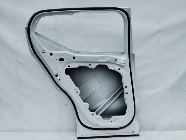 bontott VOLVO XC40 Bal hátsó Ajtó (Üres lemez)