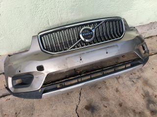 bontott VOLVO XC40 Első Lökhárító (Részeivel)