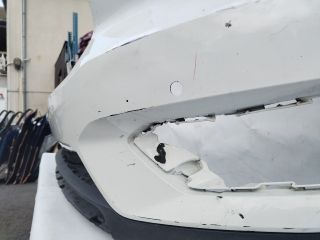 bontott VOLVO XC40 Első Lökhárító (Üresen)