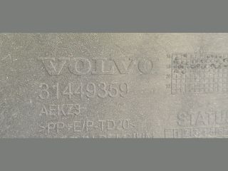 bontott VOLVO XC40 Első Lökhárító (Üresen)