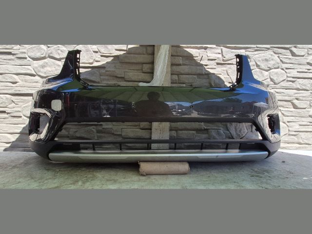 bontott VOLVO XC40 Első Lökhárító (Üresen)