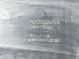 bontott VOLVO XC40 Első Lökhárító (Üresen)