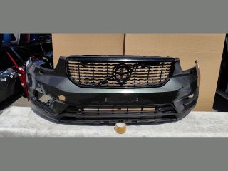 bontott VOLVO XC40 Első Lökhárító (Üresen)