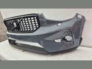 bontott VOLVO XC40 Első Lökhárító (Üresen)