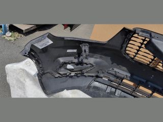 bontott VOLVO XC40 Első Lökhárító (Üresen)