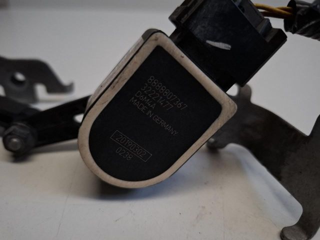 bontott VOLVO XC40 Hátsó Xenon Szintszabályzó Jeladó