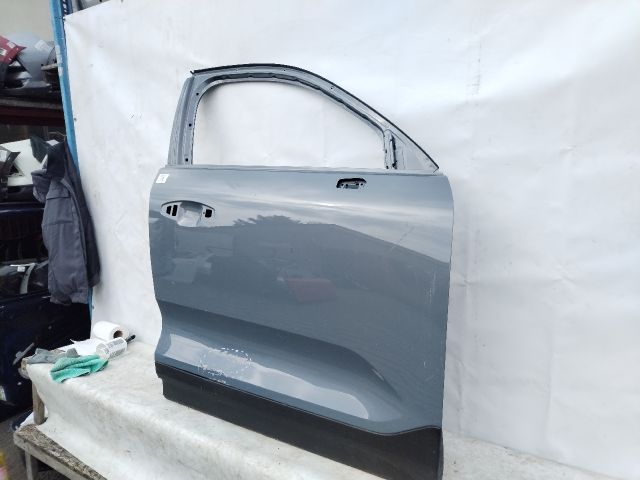 bontott VOLVO XC40 Jobb első Ajtó (Üres lemez)