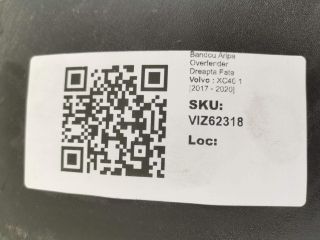 bontott VOLVO XC40 Jobb első Sárvédő Díszléc