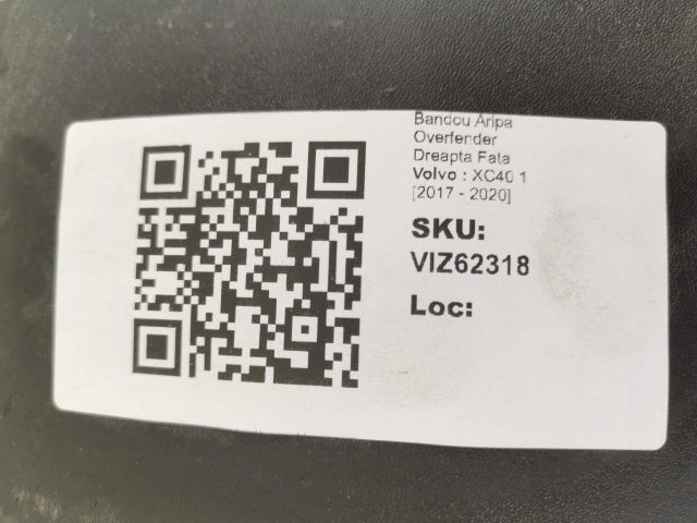 bontott VOLVO XC40 Jobb első Sárvédő Díszléc