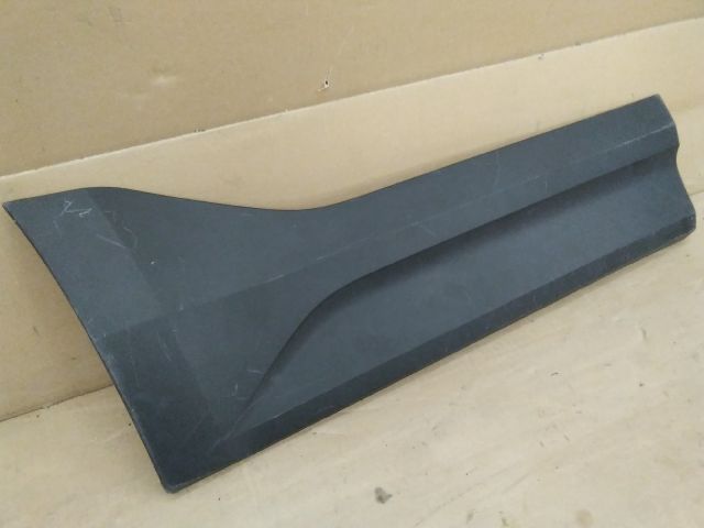 bontott VOLVO XC40 Jobb hátsó Ajtó Díszléc