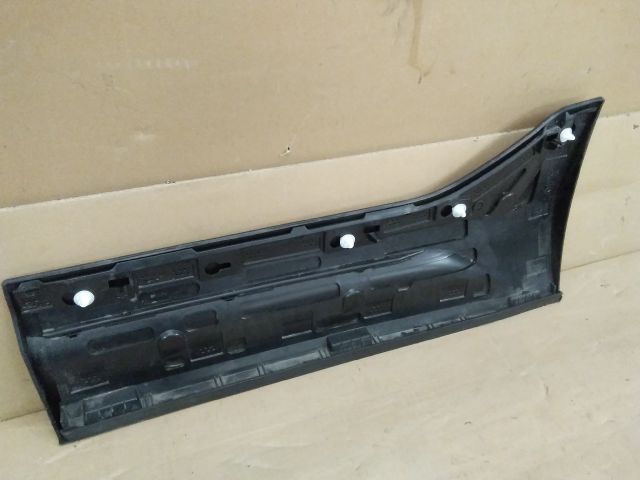 bontott VOLVO XC40 Jobb hátsó Ajtó Díszléc