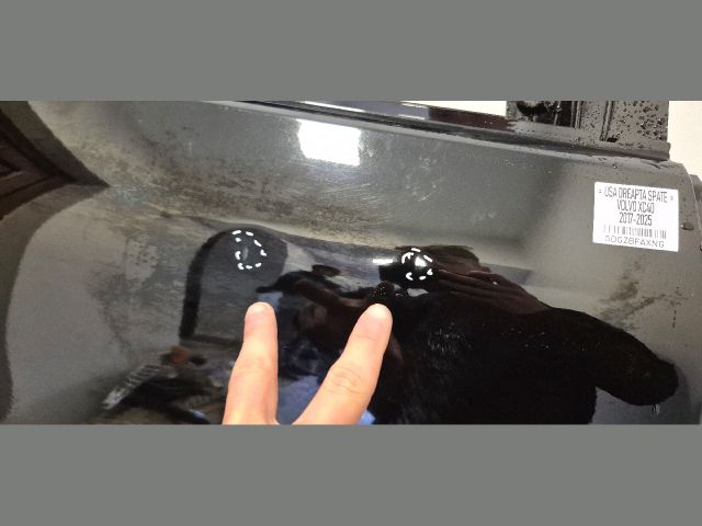 bontott VOLVO XC40 Jobb hátsó Ajtó (Üres lemez)