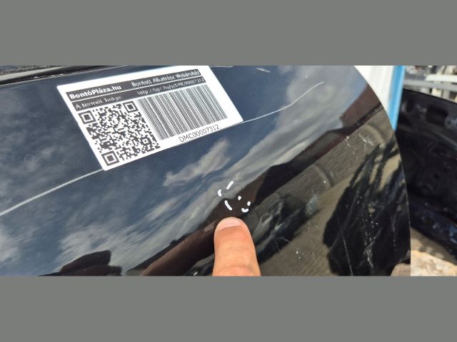 bontott VOLVO XC40 Jobb hátsó Ajtó (Üres lemez)