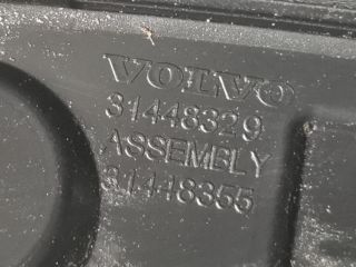 bontott VOLVO XC40 Jobb hátsó Sárvédő Díszléc