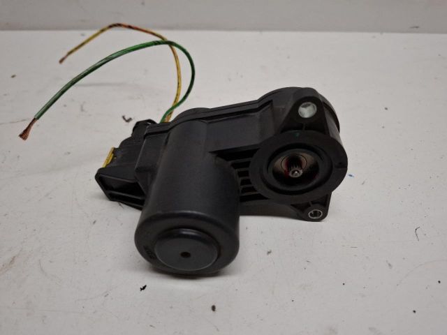 bontott VOLVO XC40 Kézifék Motor