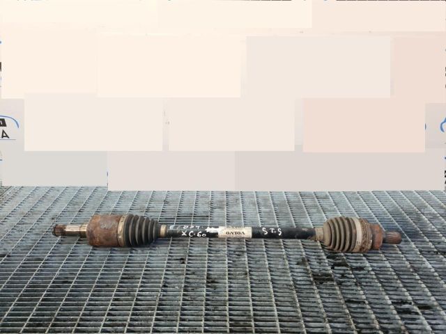 bontott VOLVO XC60 Bal hátsó Féltengely