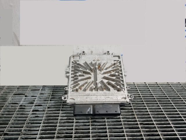 bontott VOLVO XC60 Motorvezérlő