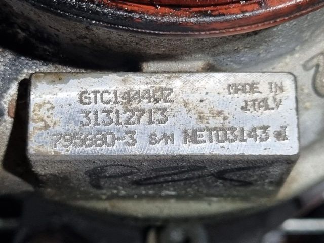 bontott VOLVO XC60 Turbó