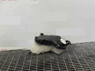 bontott VOLVO XC60 Kiegyenlítő Tartály