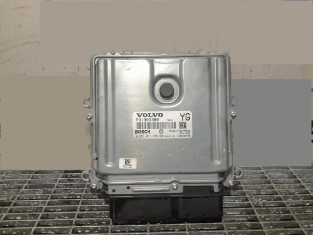 bontott VOLVO XC60 Motorvezérlő