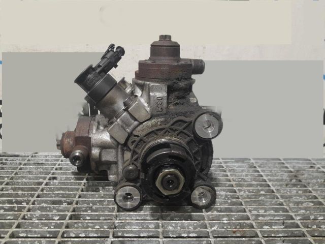 bontott VOLVO XC60 Nagynyomású Szivattyú