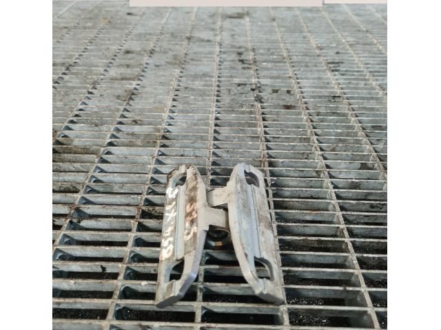 bontott VOLVO XC60 Ajtó Zsanér (Pozíciófüggetlen)