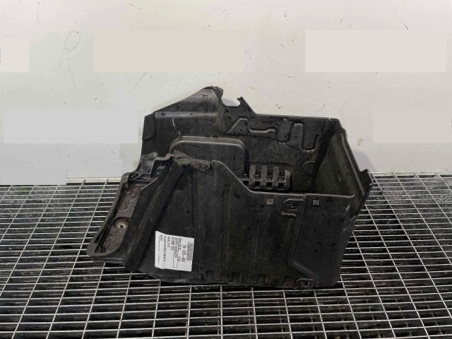 bontott VOLVO XC60 Akkumulátor Tartó