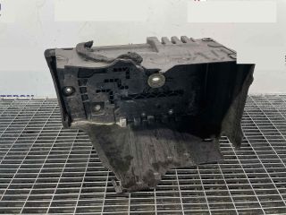 bontott VOLVO XC60 Akkumulátor Tartó