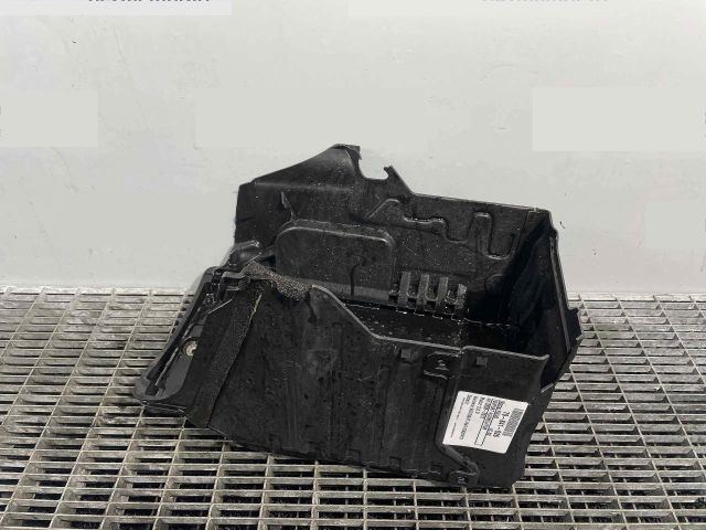 bontott VOLVO XC60 Akkumulátor Tartó