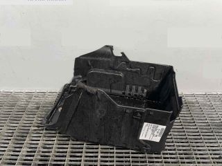 bontott VOLVO XC60 Akkumulátor Tartó