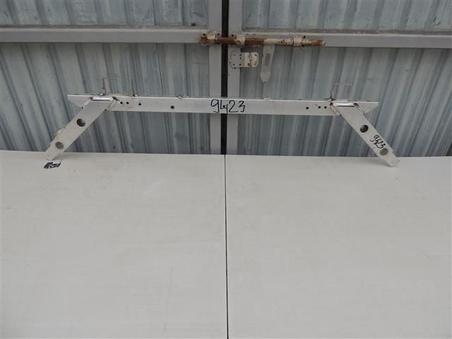 bontott VOLVO XC60 Alsó Kereszttartó