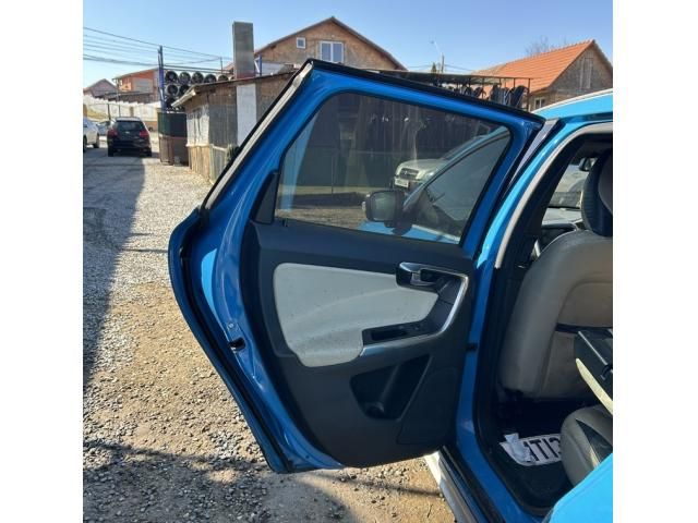 bontott VOLVO XC60 Bal hátsó Ajtó (Üres lemez)