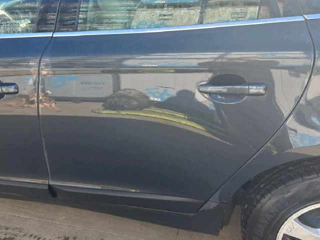 bontott VOLVO XC60 Bal hátsó Ajtó (Üres lemez)