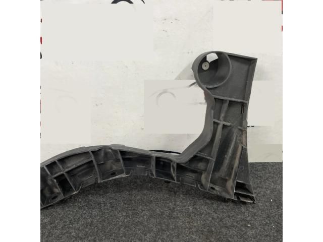 bontott VOLVO XC60 Bal hátsó Oldal Lökhárító Tartó (Műanyag)