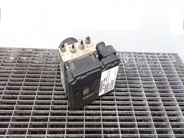 bontott VOLVO XC60 ABS Kocka