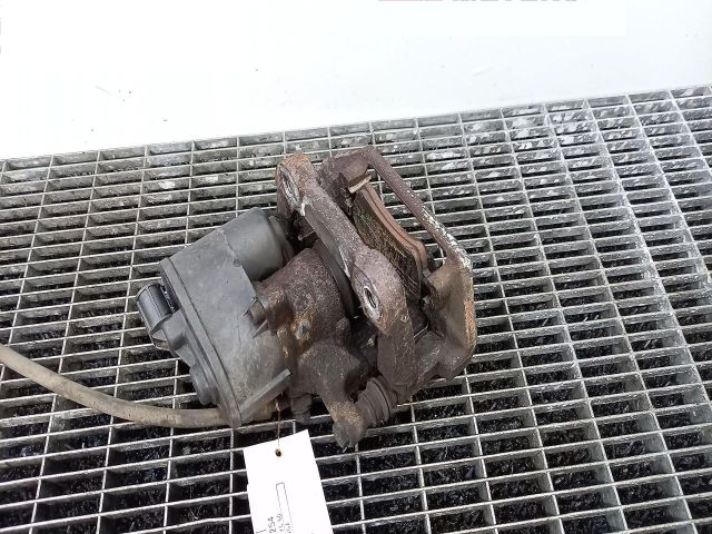 bontott VOLVO XC60 Bal hátsó Féknyereg Munkahengerrel