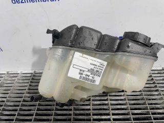 bontott VOLVO XC60 Kiegyenlítő Tartály