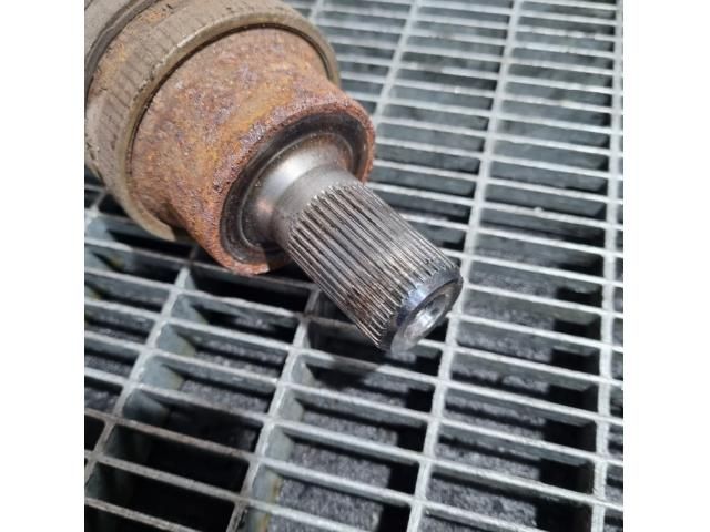 bontott VOLVO XC60 Bal hátsó Féltengely