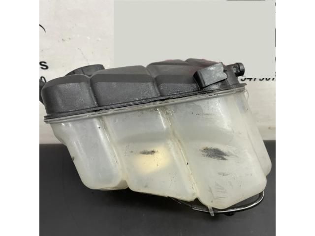 bontott VOLVO XC60 Kiegyenlítő Tartály