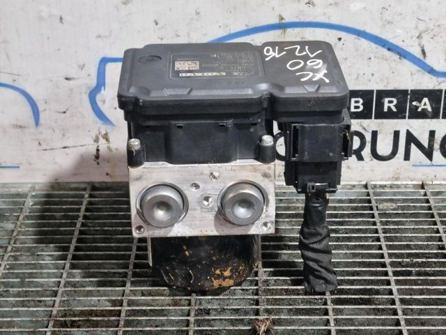 bontott VOLVO XC60 ABS Kocka