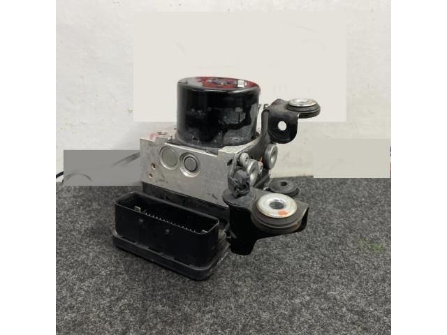 bontott VOLVO XC60 ABS Kocka