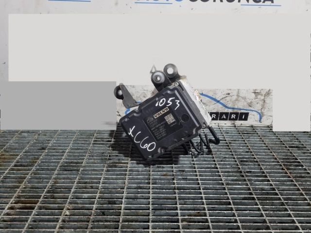 bontott VOLVO XC60 ABS Kocka