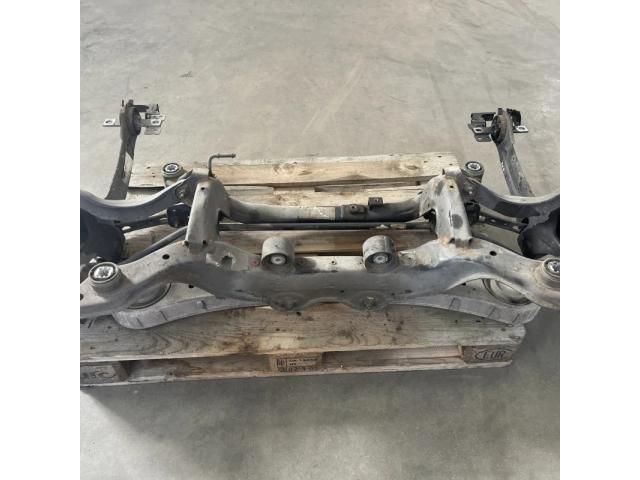 bontott VOLVO XC60 Hátsó Bölcső