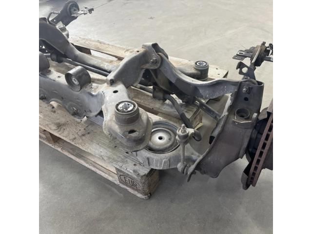 bontott VOLVO XC60 Hátsó Bölcső