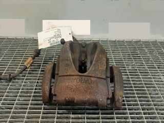 bontott VOLVO XC60 Jobb első Féknyereg Munkahengerrel