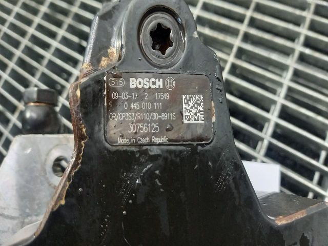 bontott VOLVO XC60 Nagynyomású Szivattyú