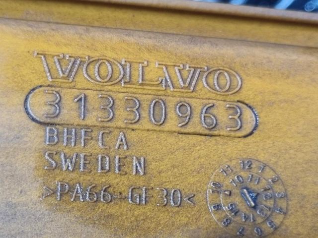 bontott VOLVO XC60 Olajszivattyú